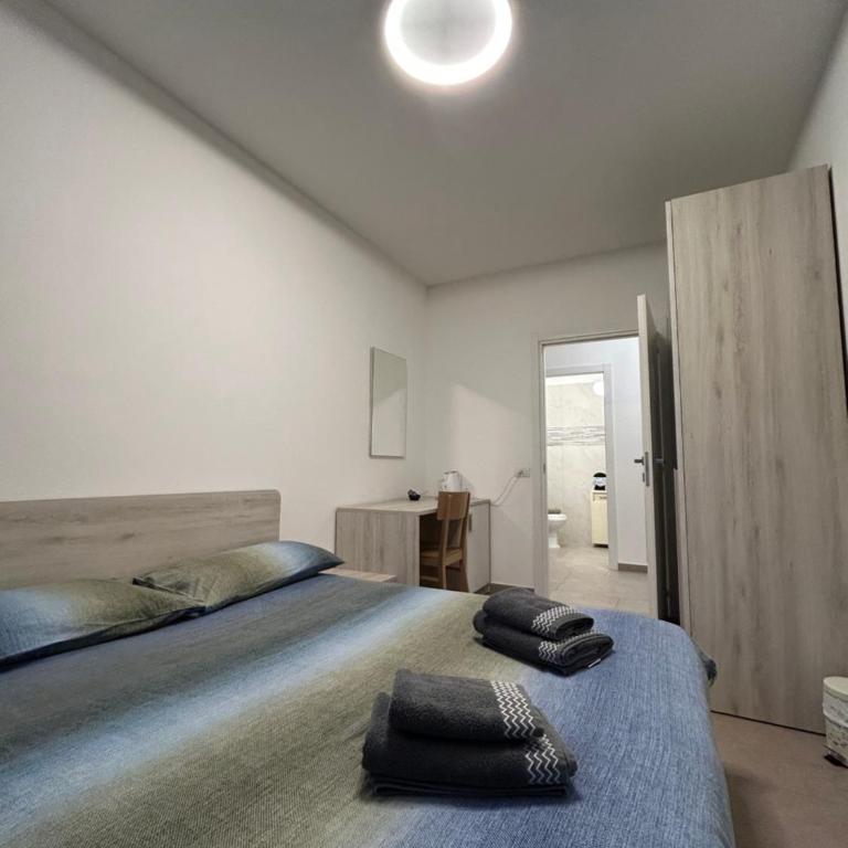 La Veranda Guest Rooms - Free Public Transport & Parking, close to City Center - Camera Matrimoniale - 8