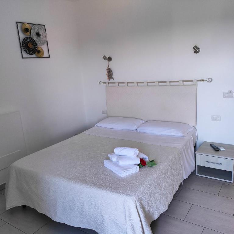 Al Mare da Francesca - Deluxe Quadruple Room with Sea view - 7