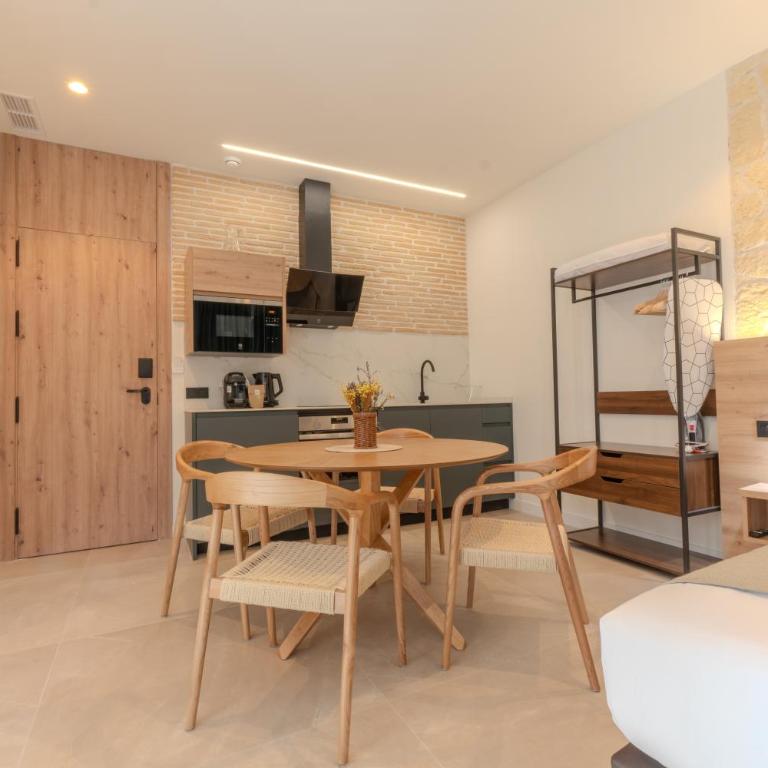 Apartamentos La Basílica by BeAlicante - Deluxe Studio - 6