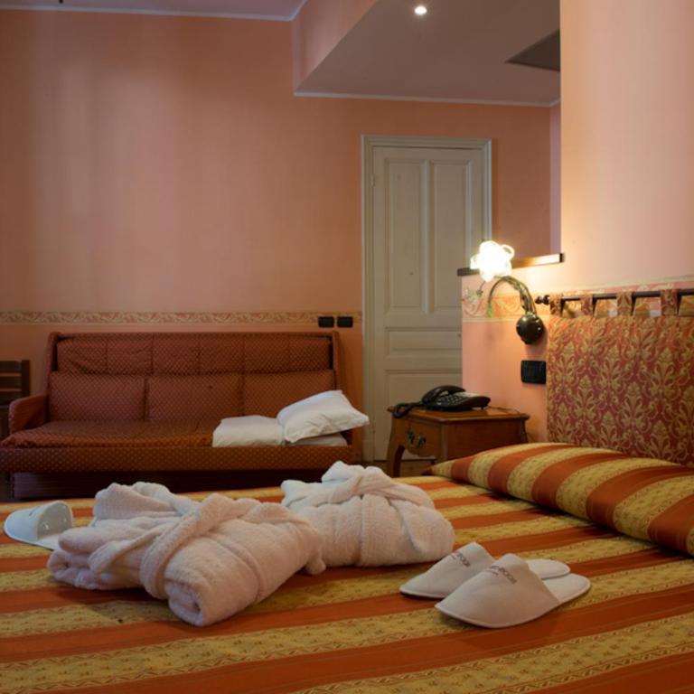 Hotel Belle Epoque - Camera Familiare - 2