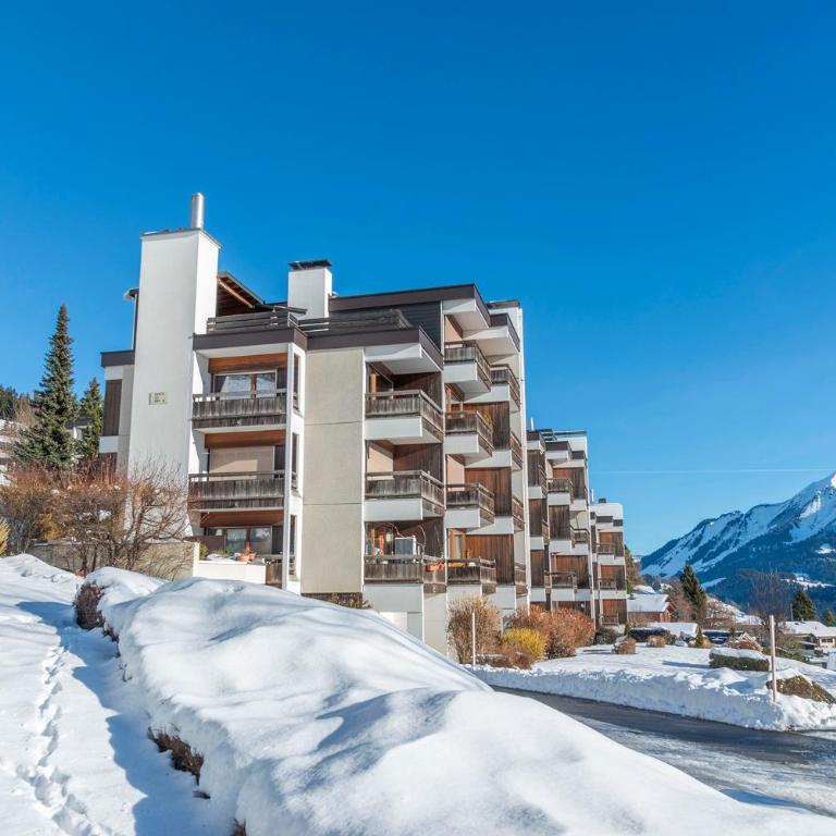Résidence Dents du Midi - Apartment - 13
