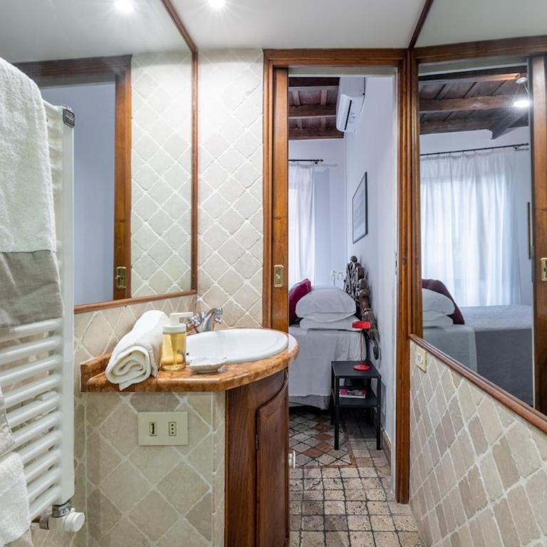 NOSTROMONDO Prestigious 2 bedrooms Domus in Forum Area - Appartamento con 2 Camere da Letto e Balcone - 17