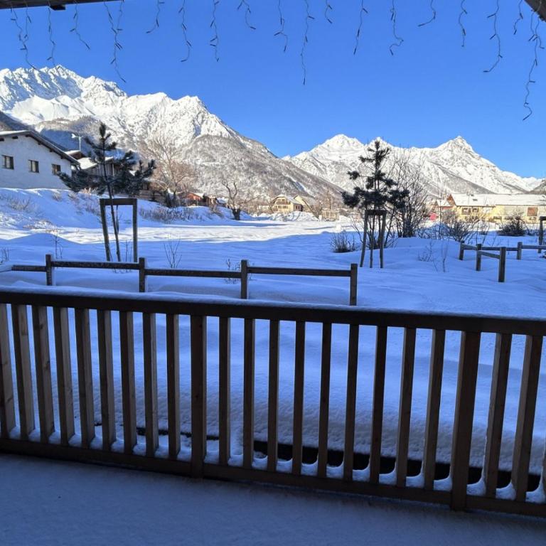 Charmant 3 pièces avec Wi-Fi et parking au Monêtier-les-Bains - FR-1-762-51 - Appartement - 29