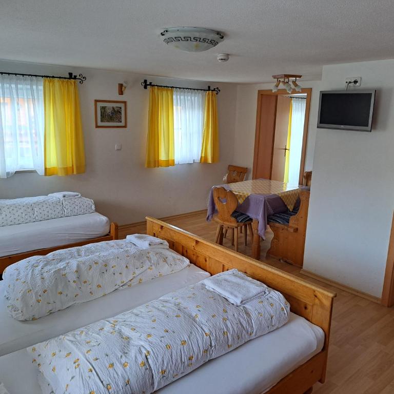 Pension Anötzlehen Murf - Familienzimmer - 1
