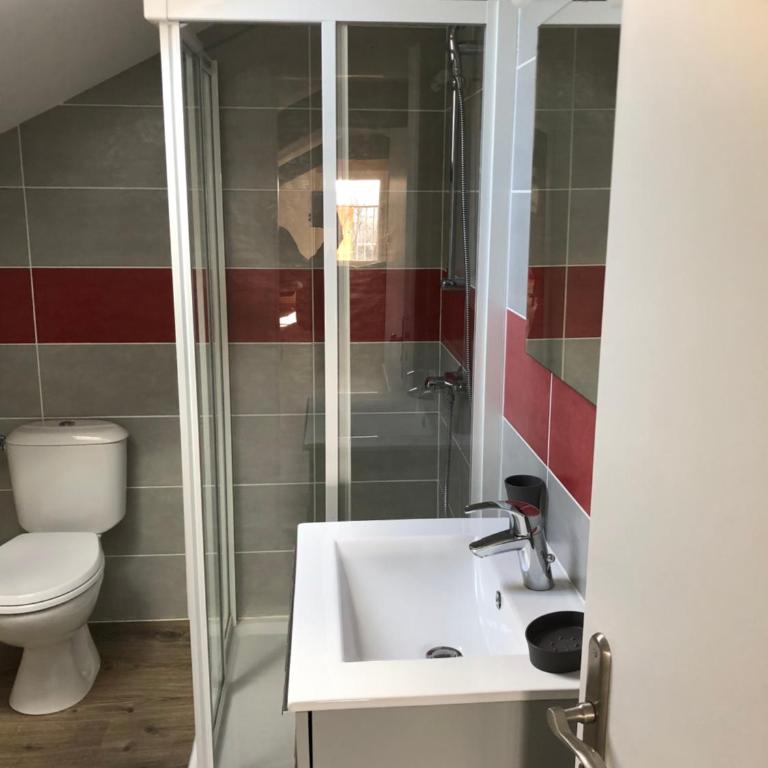 Gite La Grange sur les Bois - Maison 5 Chambres - 15