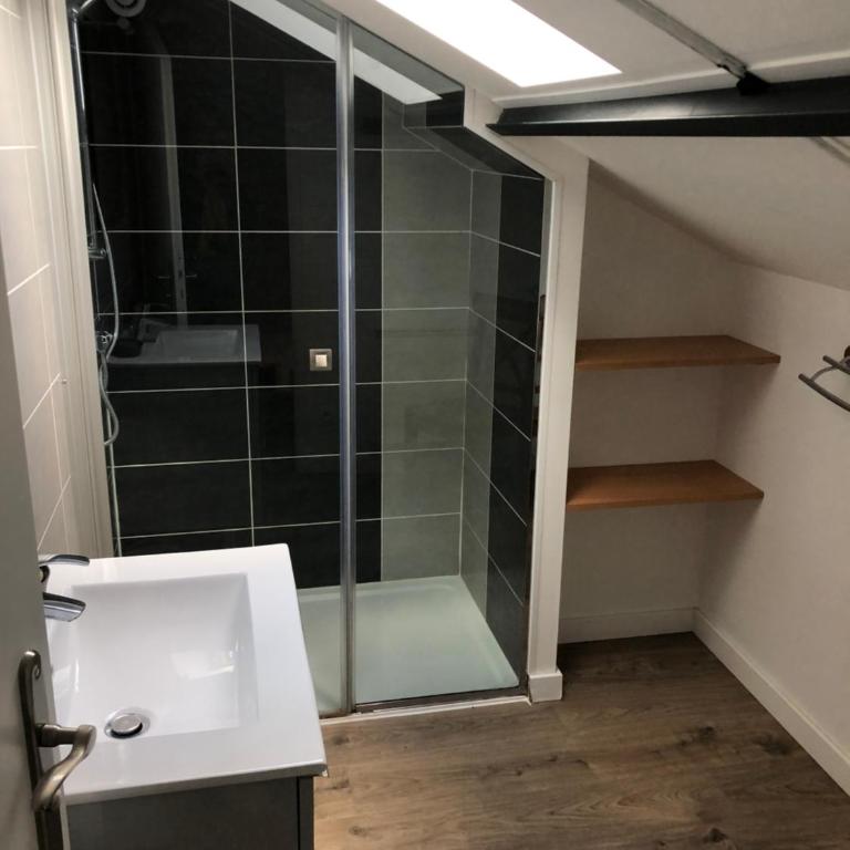 Gite La Grange sur les Bois - Maison 5 Chambres - 16