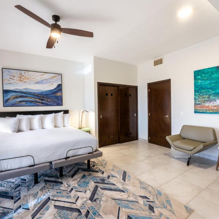 Laguna Shores Resort - Two-Bedroom Deluxe Apartment with Ocean View - 3