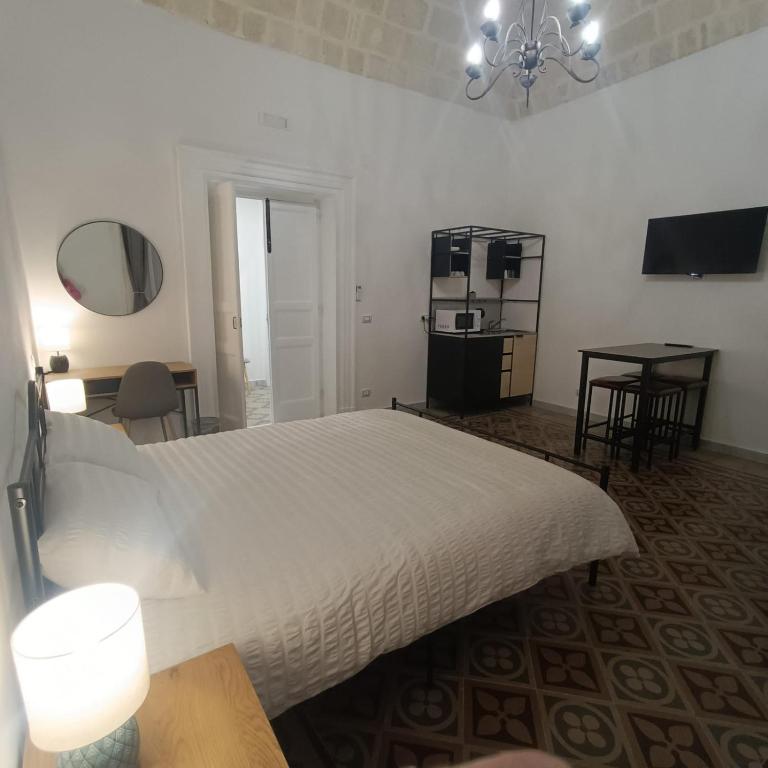 Dimora Tarantina - Quadruple Room with Private Bathroom - 16