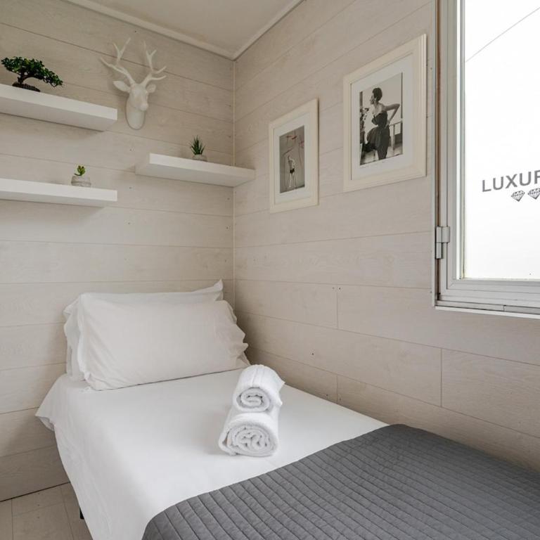 3 Suites Pescara Centro a 150m dal Mare, Vista Mare, Doccia Cromoterapia & Netflix Gratuito - Suite Deluxe - 12