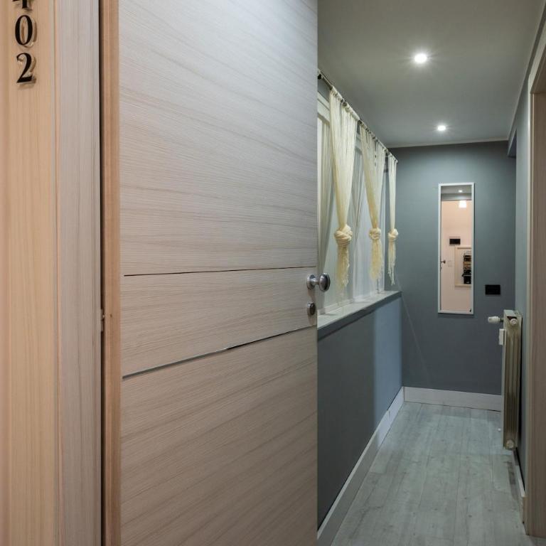 3 Suites Pescara Centro a 150m dal Mare, Vista Mare, Doccia Cromoterapia & Netflix Gratuito - Suite Deluxe - 2