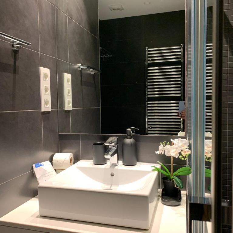 Fisa Rentals Les Corts Apartments - Apartment with Balcony - 11