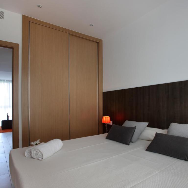 Fisa Rentals Les Corts Apartments - One-Bedroom Standard Apartment - 9
