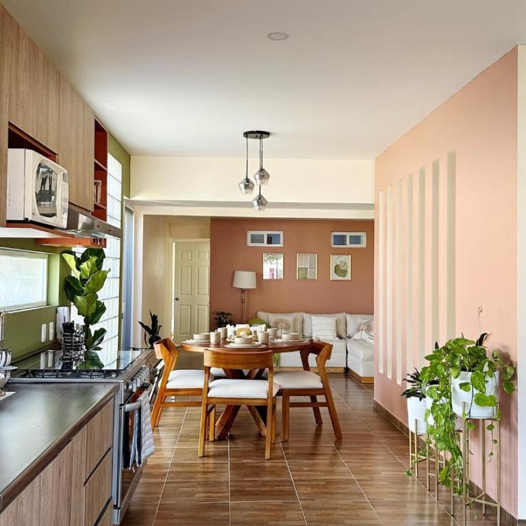 Casa Membrillo in Tlaquepaque - Two-Bedroom Apartment - 1