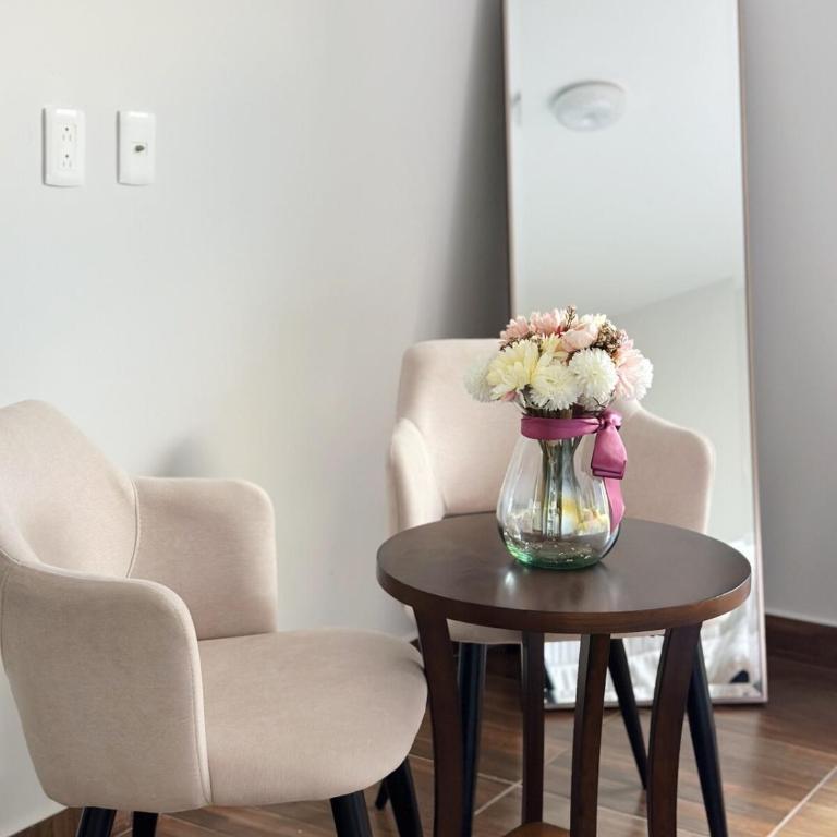 Casa Membrillo in Tlaquepaque - Two-Bedroom Apartment - 7