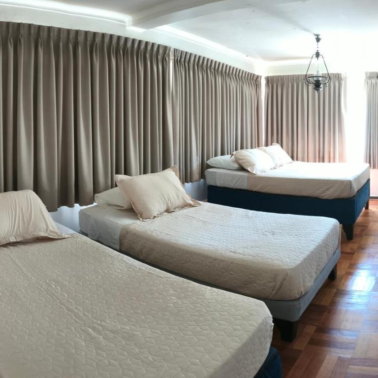 Nautico - Family Room - 2