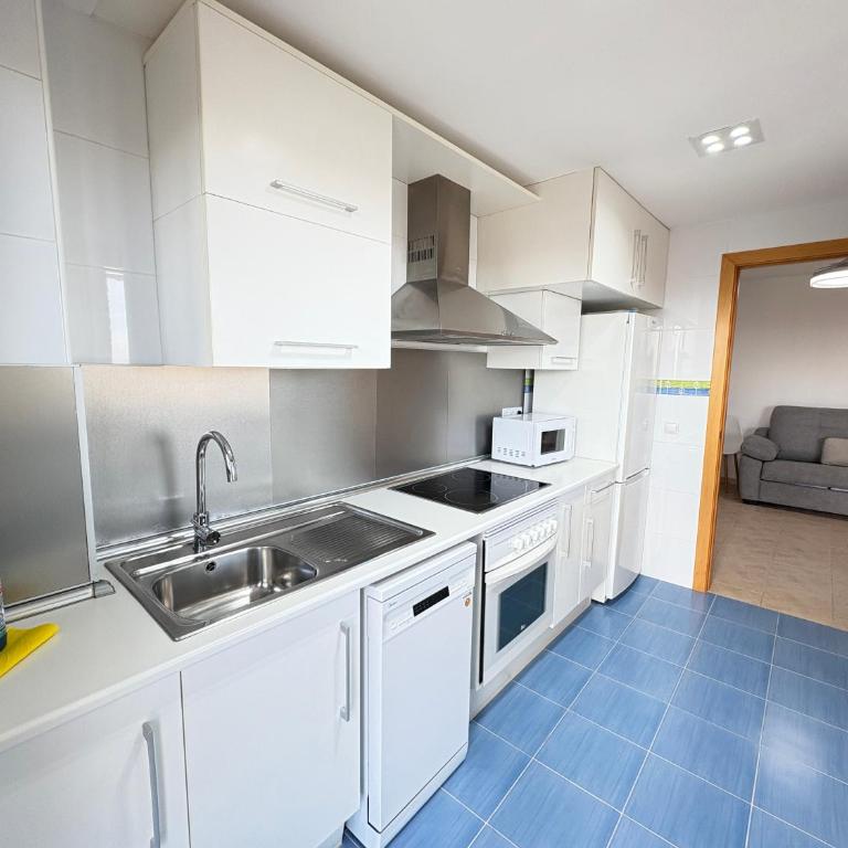 ACV- Terrazas II-2ª linea planta 9 este - Appartement 2 Chambres - 6