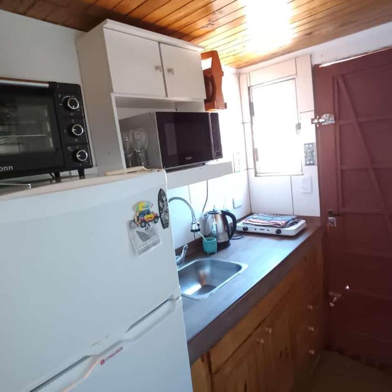 Mar del Plata- Playa Chapadmalal- Finca Viento Norte UNA CABAÑA HASTA 5 HUESPEDES Y UN DORMI CON BAÑO PRIVADO ATRAS HASTA 2 HUESPEDES - Casa de 2 dormitorios - 27