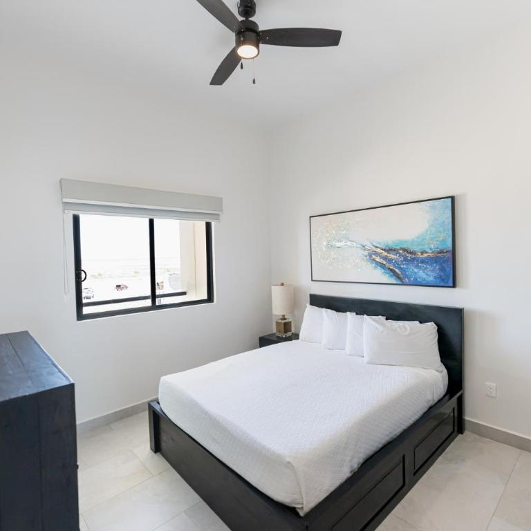Laguna Shores Resort - Penthouse Apartment - 14