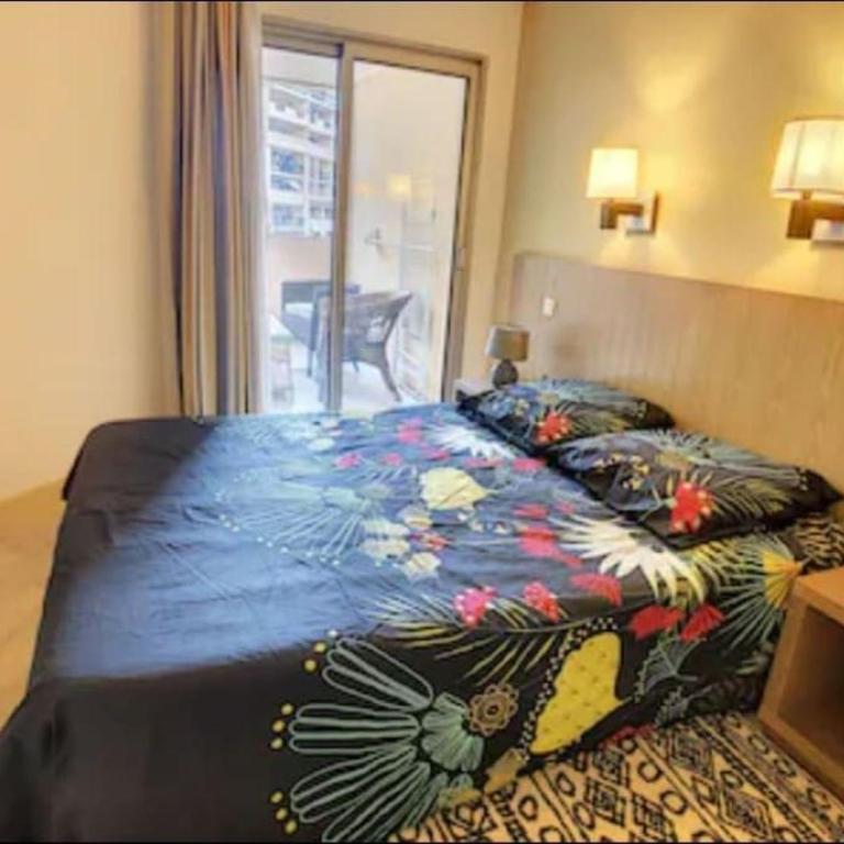 Bel appartement avec grande terrasse à 50m de la plage - Appartement 2 Chambres - 9