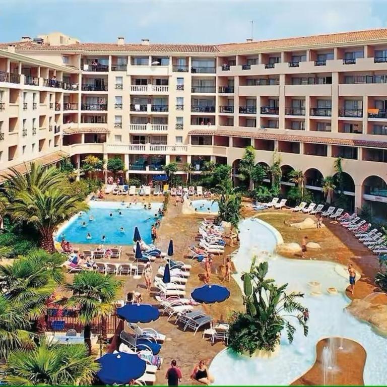 Bel appartement avec grande terrasse à 50m de la plage - Appartement 2 Chambres - 13