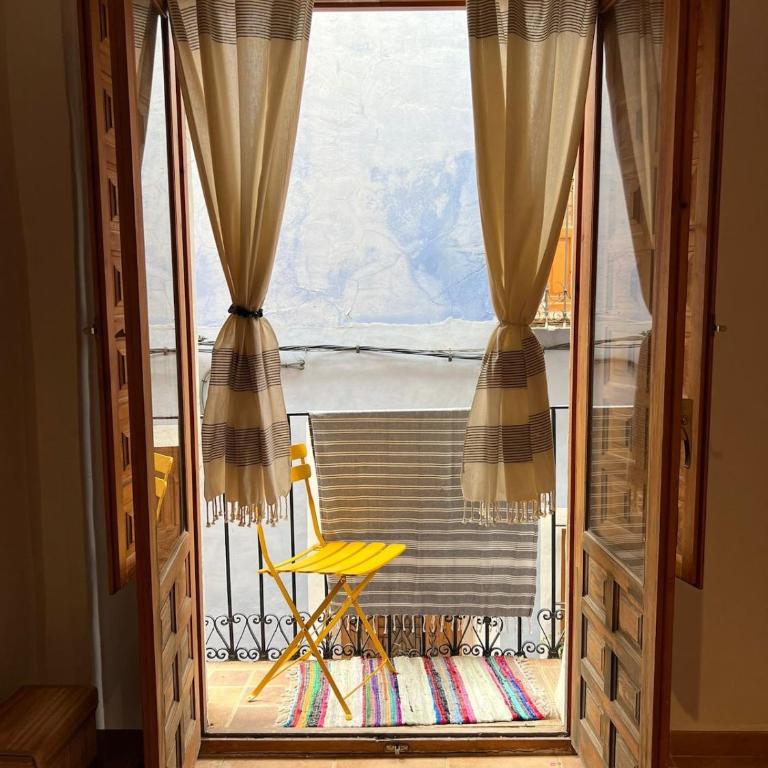 Oldtown family house with amazing terrace - 3 minutes from beach! - Haus mit 2 Schlafzimmern - 7
