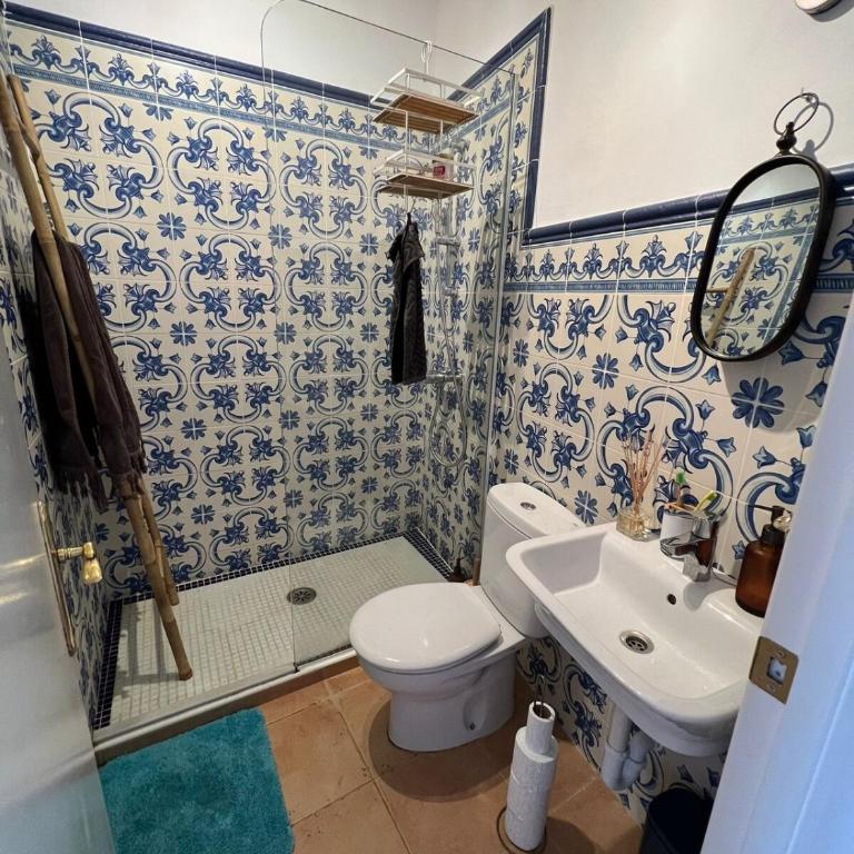 Oldtown family house with amazing terrace - 3 minutes from beach! - Haus mit 2 Schlafzimmern - 26