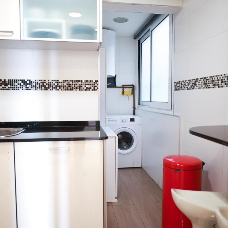 Amazing sea and Sagrada Familia views homey apartment - Apartamento de 3 dormitorios - 30