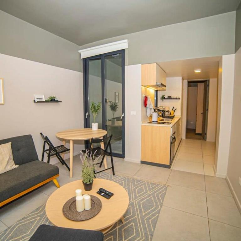 Apartment with Private Terrace Steps from Metro - Apartamento - 4
