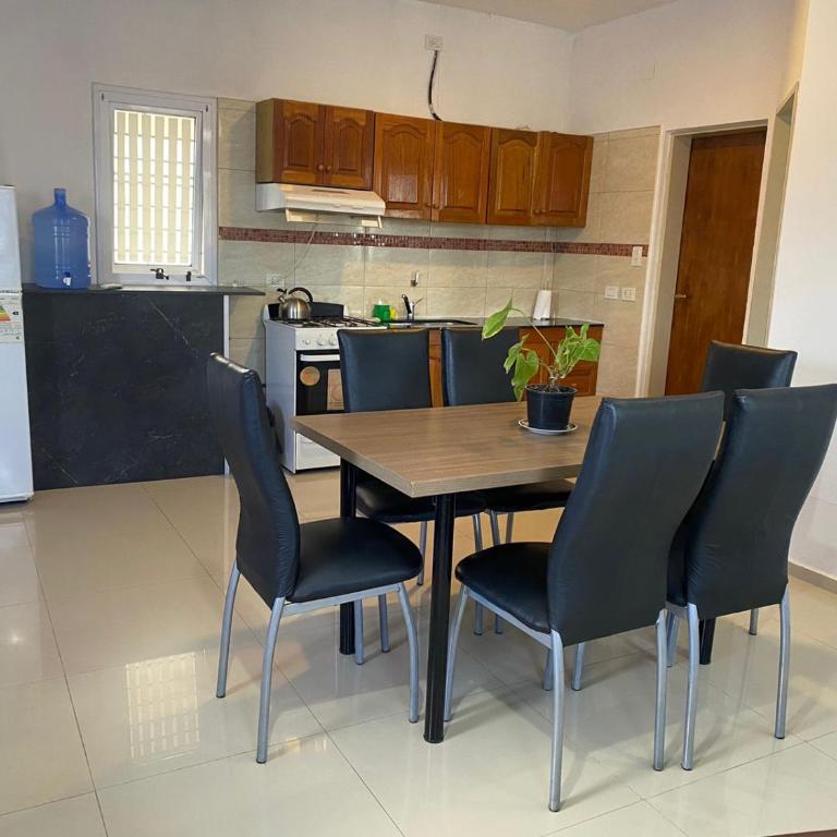 Apartamentos Anahí - Apartamento con vistas a las montañas - 9