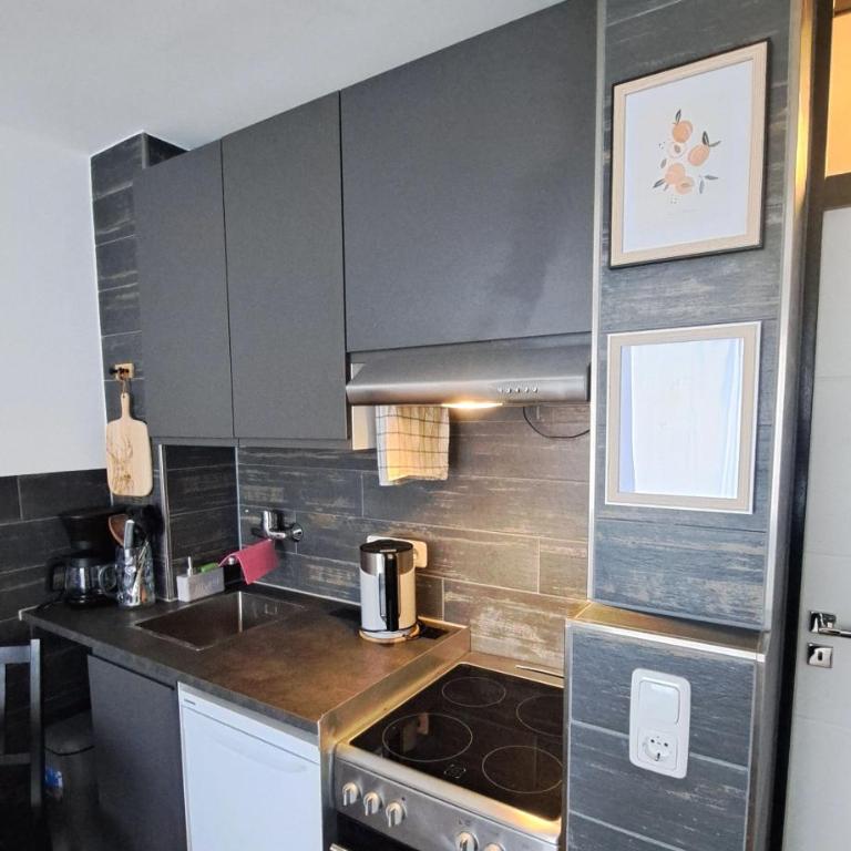 Central Munich Living - One-Bedroom Apartment - 3