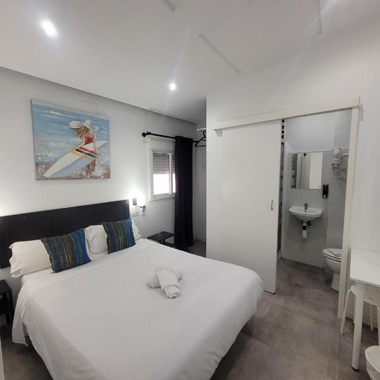 AYZ Frailes - Auto check-in property - Habitación Doble - 8