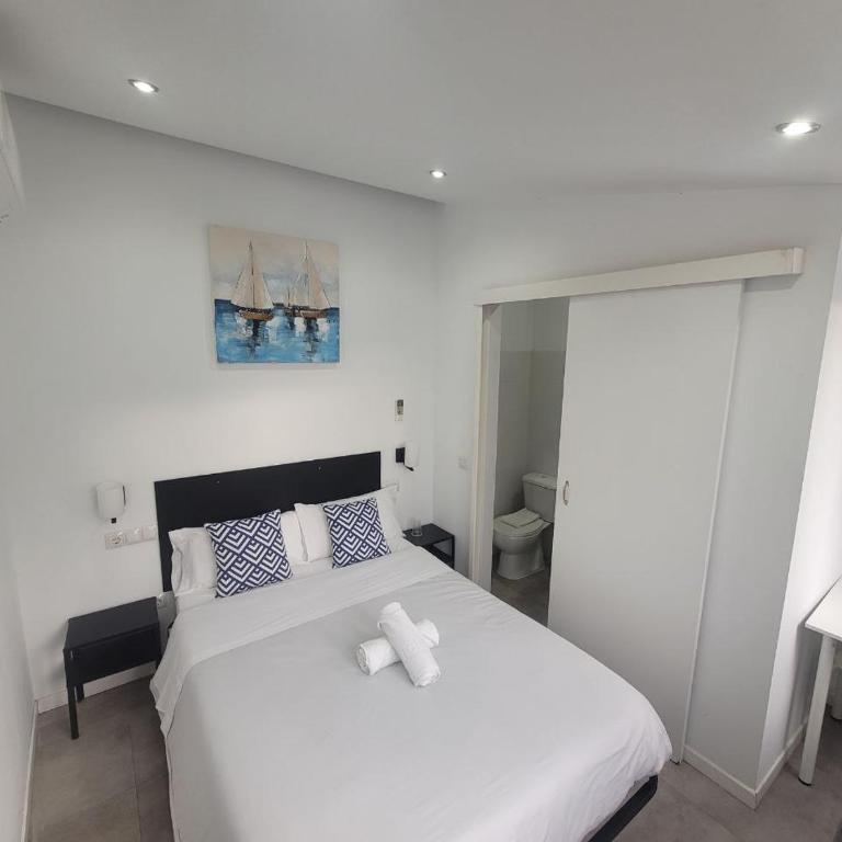 AYZ Frailes - Auto check-in property - Habitación Doble - 23