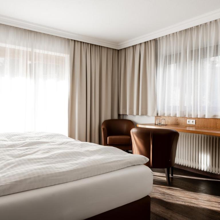 Hotel Maria Theresia - Comfort Doppelzimmer mit Balkon - 2