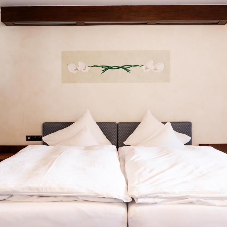 Hotel Maria Theresia - Suite mit Balkon - 4