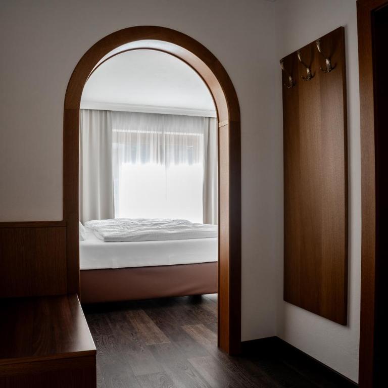 Hotel Maria Theresia - Comfort Doppelzimmer mit Balkon - 3