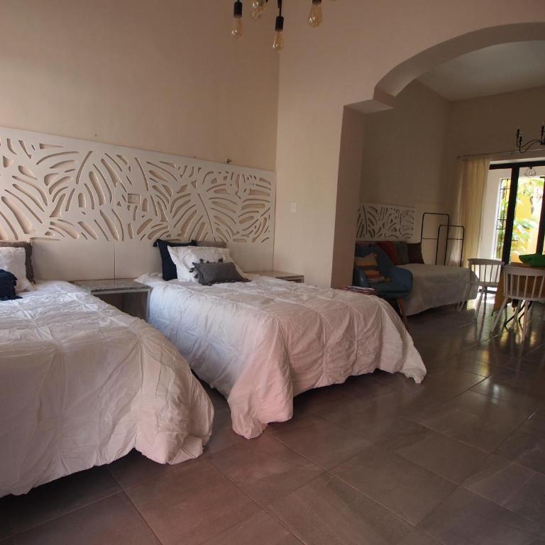 Villa Candita, a unos pasos del Paseo Montejo - Three-Bedroom Villa - 4