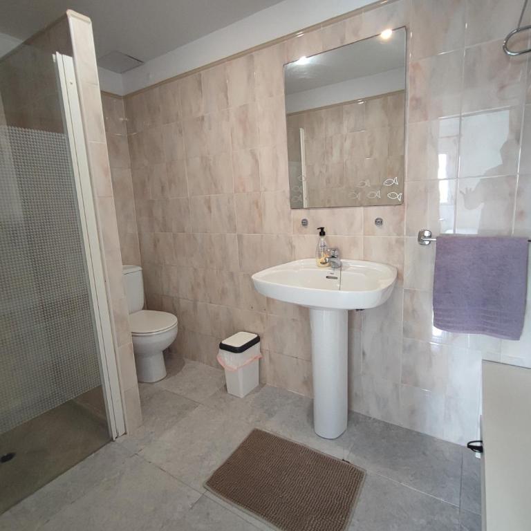 private Bungalow next to Yumbo Center - One-Bedroom Apartment - 18