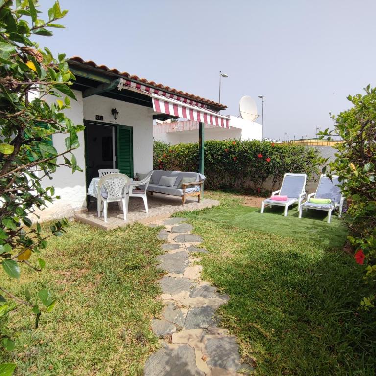 private Bungalow next to Yumbo Center - One-Bedroom Apartment - 27