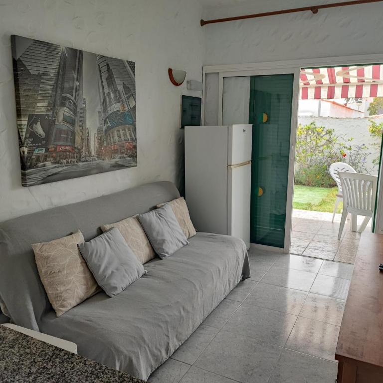 private Bungalow next to Yumbo Center - One-Bedroom Apartment - 26
