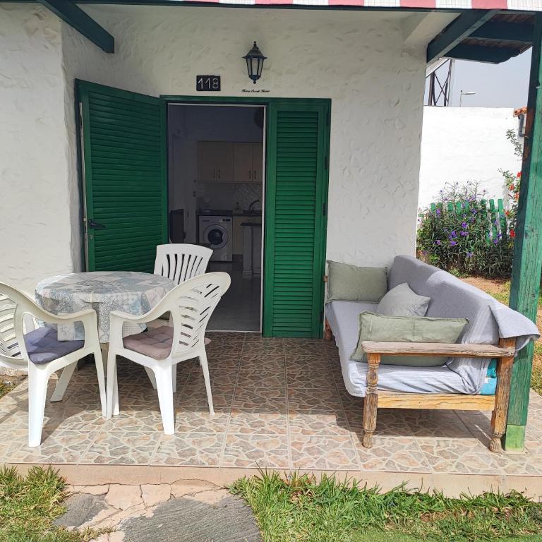 private Bungalow next to Yumbo Center - One-Bedroom Apartment - 33