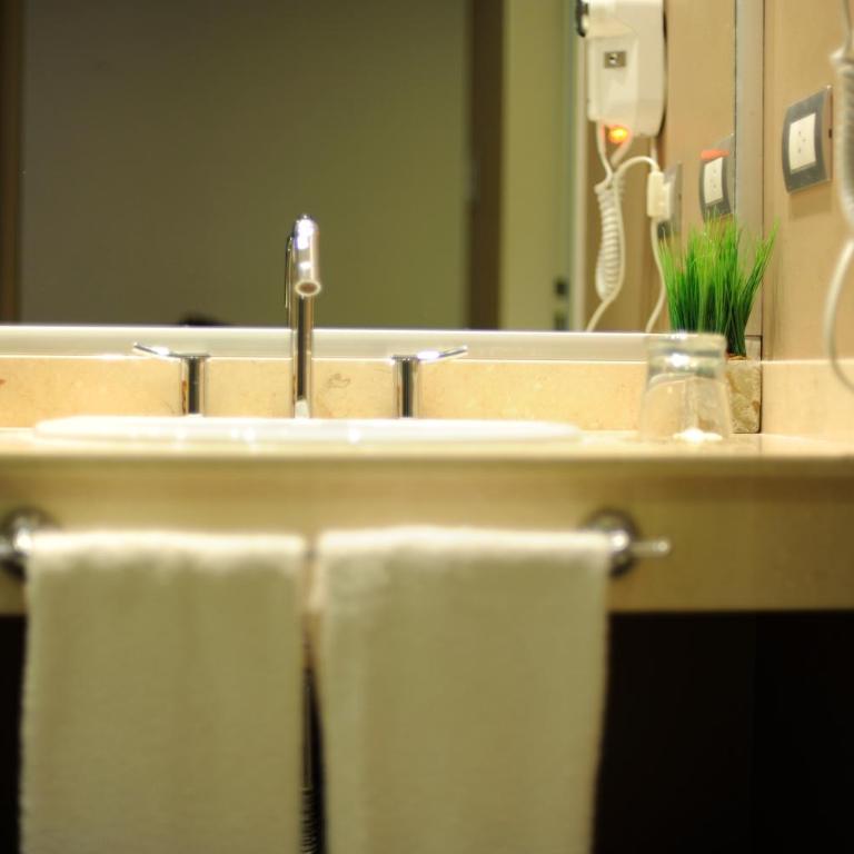 Atlas Grand Hotel Ituzaingo - Habitación Doble Estándar - 2 camas - 5