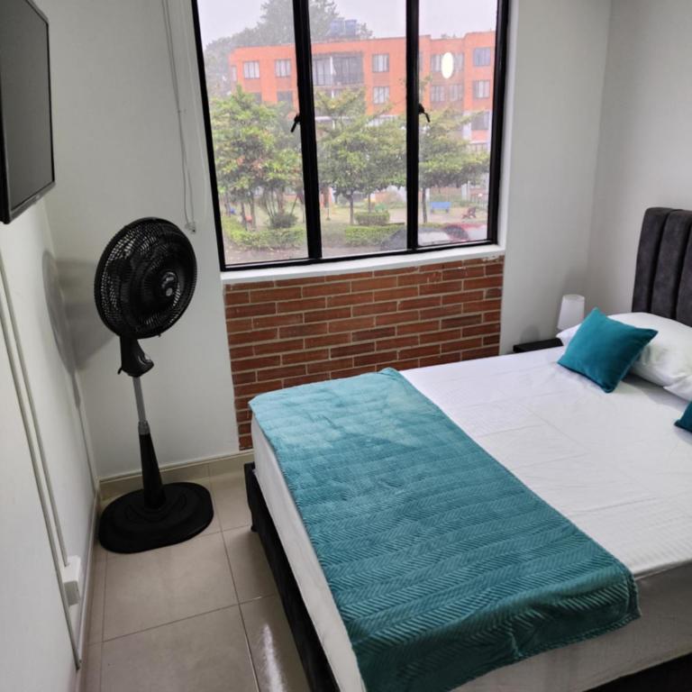 Habitación Coliving Marce Ibagué - Habitación con baño compartido - Cama grande - 2