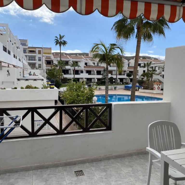 Apart Hotel 1 bed Apartment 8A2 Victoria Court 1, Los Cristianos - Apartamento de 1 dormitorio - 2