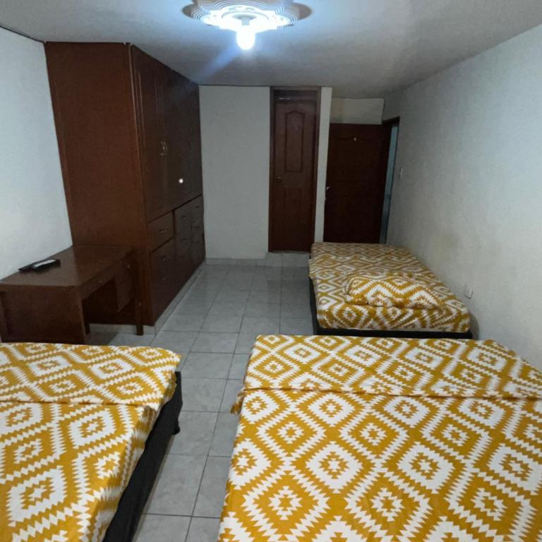 Hostal Jireth - Habitación Triple - 3