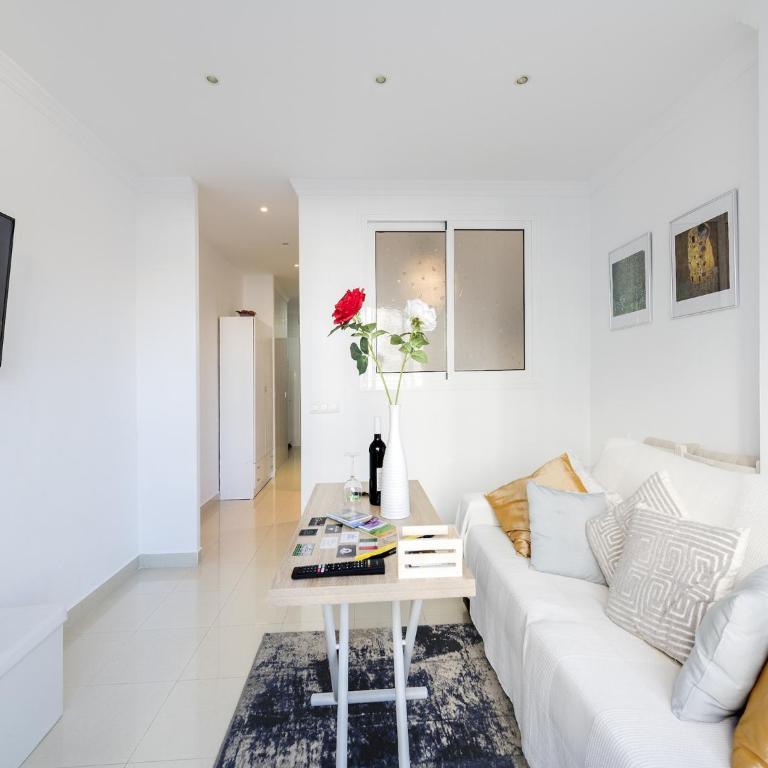 Apartment in Malaga near Bajondillo Beach - Apartamento de 1 dormitorio - 6