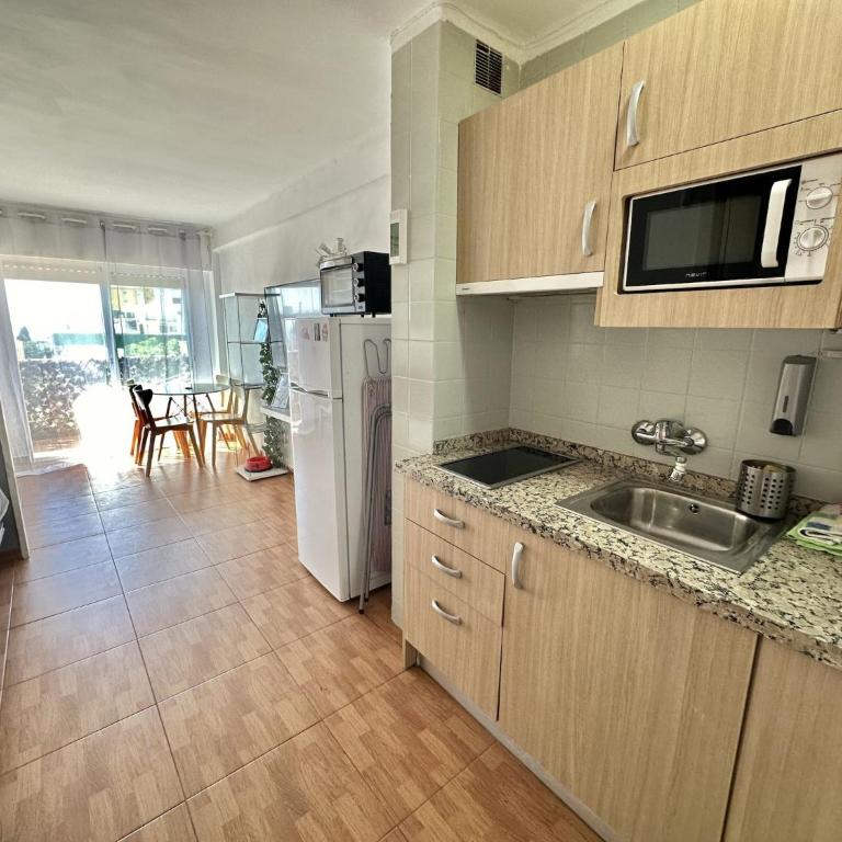 Apartment in Torremolinos with Sea Views - Apartamento de 1 dormitorio - 14