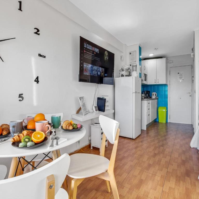 Apartment in Torremolinos with Sea Views - Apartamento de 1 dormitorio - 9
