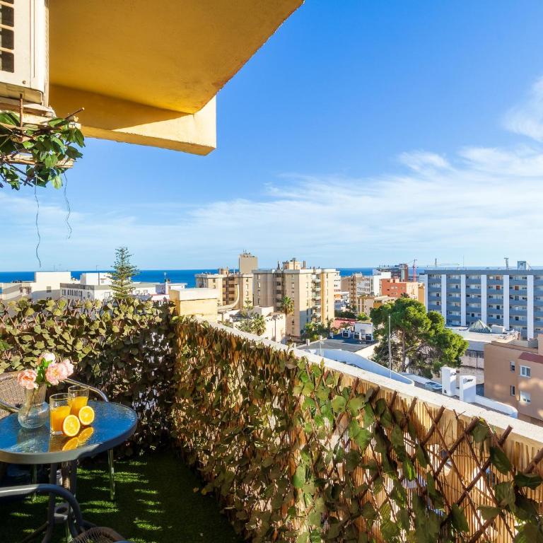 Apartment in Torremolinos with Sea Views - Apartamento de 1 dormitorio - 3