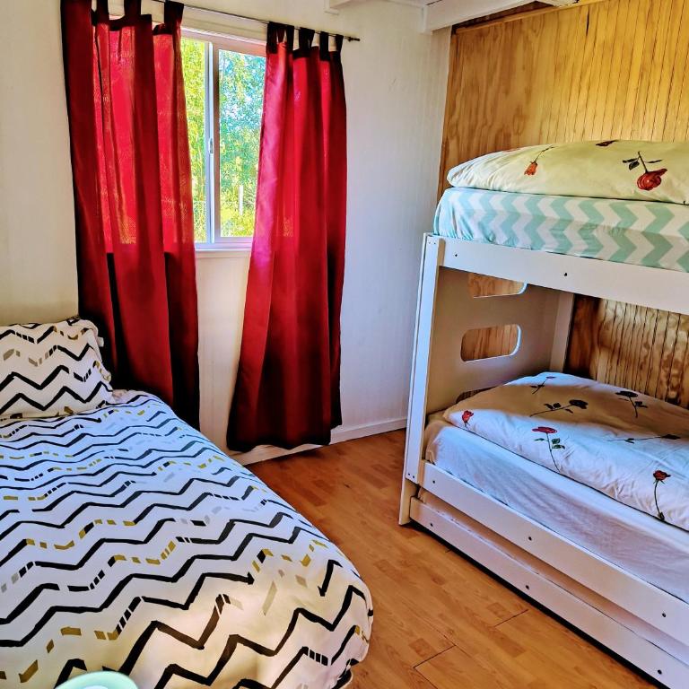 Cabañas entre Volcanes ,10 minutos de Puerto Varas, capacidad hasta 8 personas - Apartamento de 2 dormitorios con vistas al jardín - 9