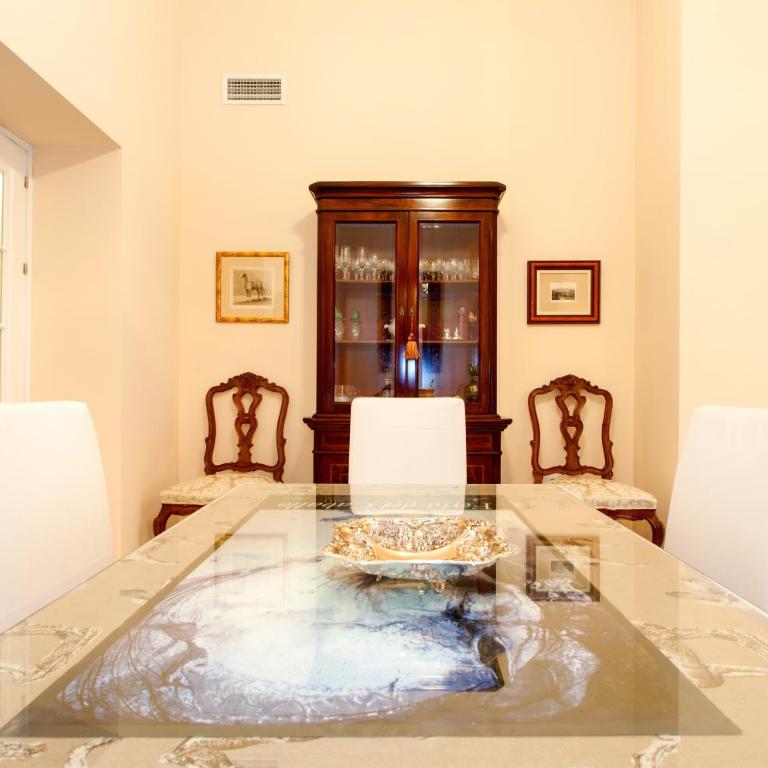 Casa Singular , parking gratis - Apartamento de 2 dormitorios - 4
